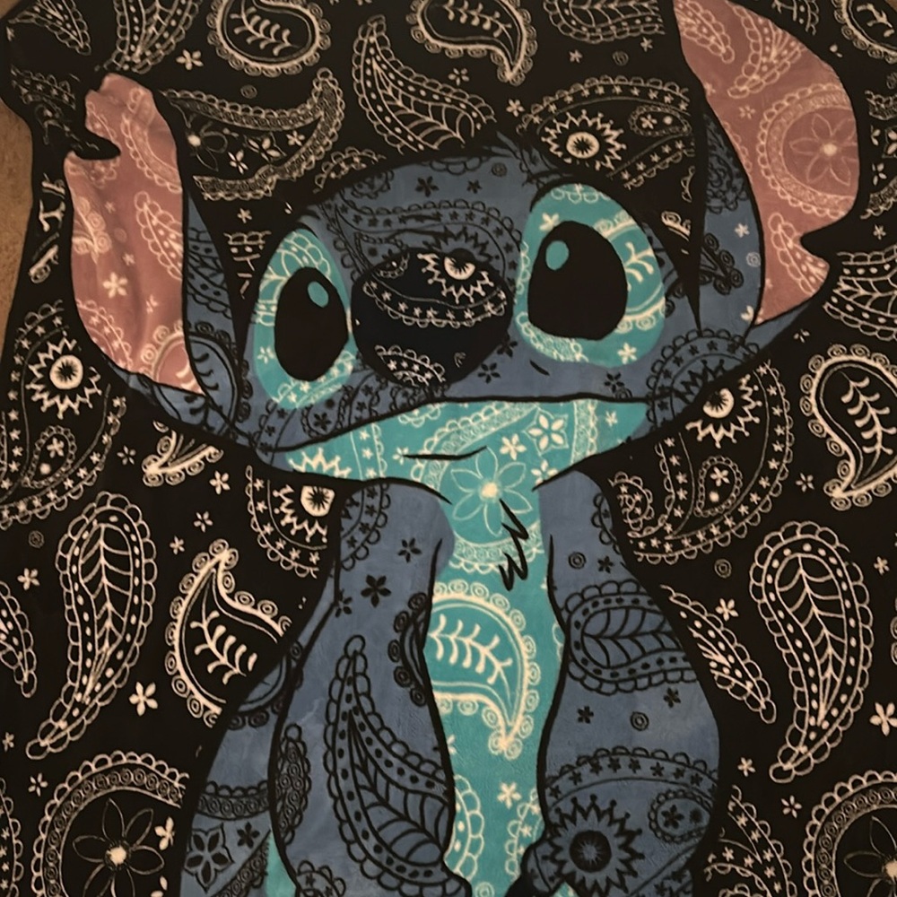 Disney stitch blanket